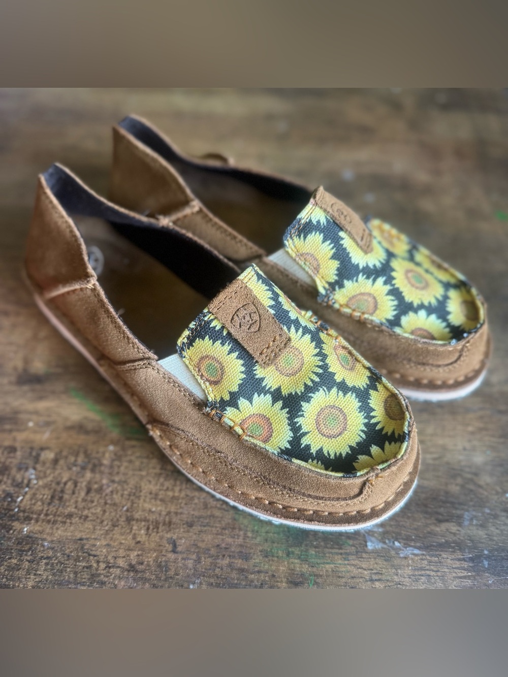 Ariat Cruiser Womens Slip-On Suede Floral Sunflower 7.5B Western